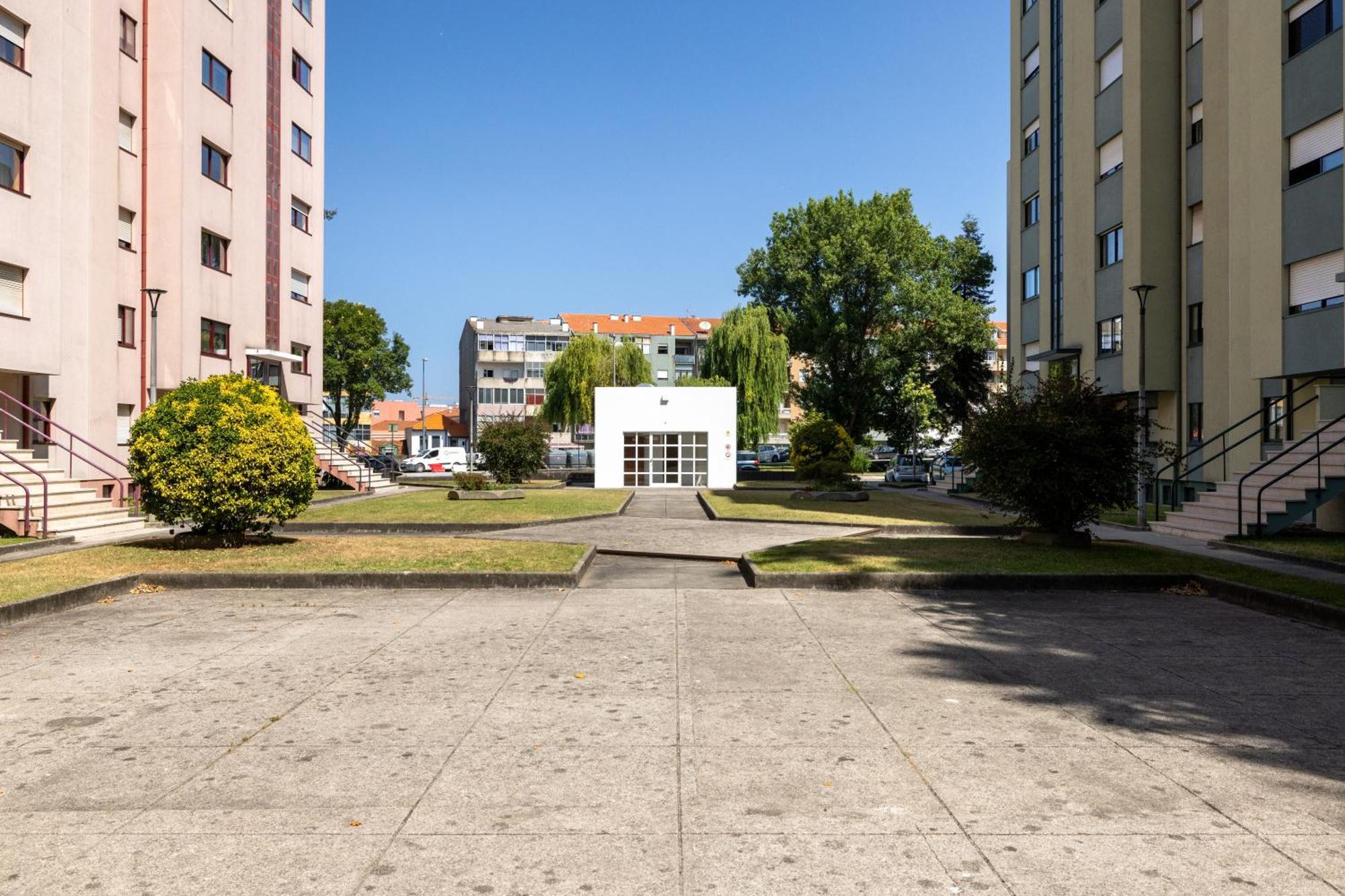 Boavista Premium With Ac, Terrace- Parking ,Supermarket And Metro T3 Lägenhet OOporto Exteriör bild